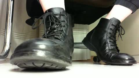 Snapshot of pablomenesssl chatting on 02/04/25, 09:41 Pablo Meness online show from 02/04/25, 09:41