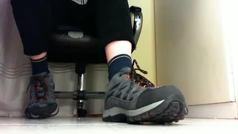 Snapshot of pablomenesssl chatting on 02/26/25, 05:39 Pablo Meness online show from 02/26/25, 05:39