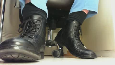 Snapshot of pablomenesssl chatting on 03/05/25, 10:43 Pablo Meness online show from 03/05/25, 10:43