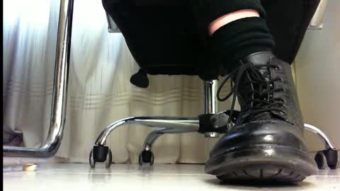 Snapshot of pablomenesssl chatting on 03/08/25, 03:24 Pablo Meness online show from 03/08/25, 03:24