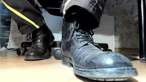 Pablo Meness online show from 11/11/25, 05:46