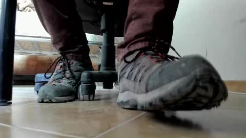 Snapshot of pablomenesssl chatting on 02/17/26, 08:44 Pablo Meness online show from 02/17/26, 08:44