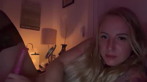 Snapshot of paige32323 chatting on 01/11/26, 03:22 paige32323 online show from 01/11/26, 03:22