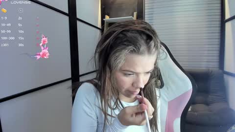 Snapshot of paigejayden chatting on 01/18/25, 02:58 Paige online show from 01/18/25, 02:58