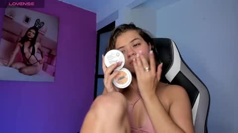 Snapshot of paigejayden chatting on 09/20/25, 05:08 Paige online show from 09/20/25, 05:08