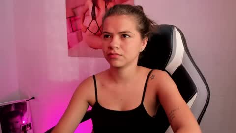 Paige online show from 04/20/26, 10:22