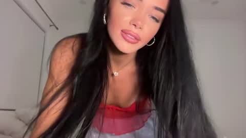 Snapshot of paigemckinnon chatting on 06/30/26, 07:20 paigey xxx link in bio online show from 06/30/26, 07:20