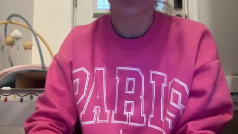 Snapshot of paisleysnowxo chatting on 03/09/25, 09:03 paisleysnowxo online show from 03/09/25, 09:03