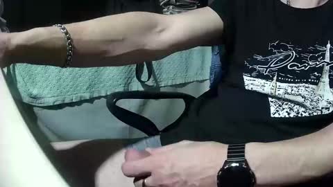 pajero1271 online show from 12/19/25, 07:10