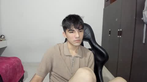 pakun_ online show from 01/05/25, 01:03