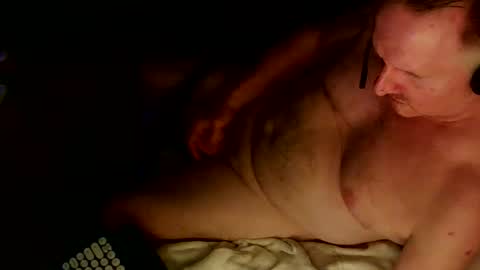 Snapshot of pale001zan chatting on 05/14/26, 09:16 pale001zan online show from 05/14/26, 09:16