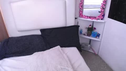 Snapshot of palmer_mix chatting on 03/03/25, 04:03 Palmer online show from 03/03/25, 04:03