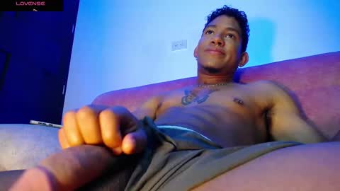 Palo Santo online show from 03/11/26, 07:03