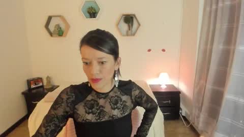 Paloma  online show from 02/16/26, 09:11