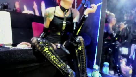 Paloma online show from 02/12/25, 12:27