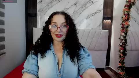 You can call me Mommy Goddess Queen online show from 06/19/26, 08:23