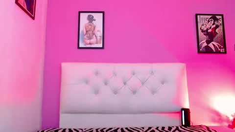 pamela_666_ online show from 06/25/26, 06:56