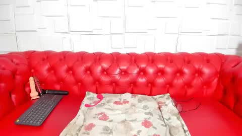 pamela_gaviria01 online show from 02/25/26, 01:21