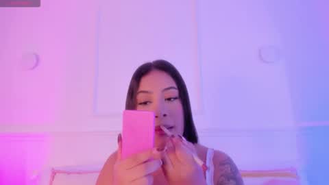 Manuela online show from 11/04/25, 12:26