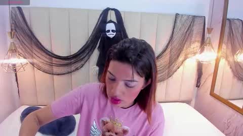 Pamela online show from 10/23/25, 04:45