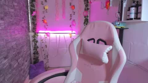 Snapshot of pamelajhonsom chatting on 09/27/25, 07:08 pamelajhonsom online show from 09/27/25, 07:08