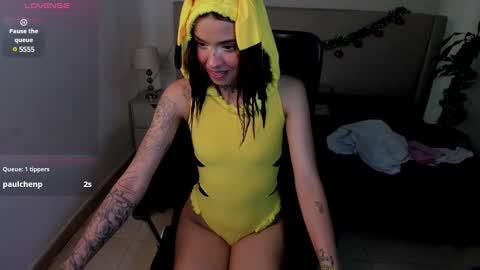 Snapshot of pamelaruiz6 chatting on 01/02/25, 12:13 Pamela Ruiz online show from 01/02/25, 12:13