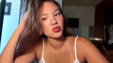 Kamila online show from 03/24/26, 05:12