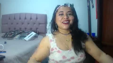 pamelitamartin online show from 10/09/25, 02:04