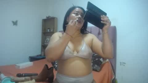 pamelitamartin online show from 10/20/25, 02:39