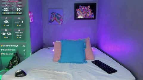 Snapshot of pammelaross chatting on 05/11/26, 05:43 Pammela online show from 05/11/26, 05:43