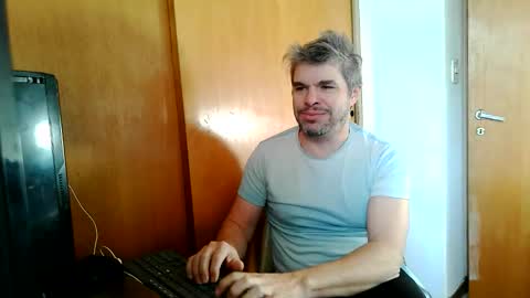Pancho Madrid online show from 05/21/26, 12:23