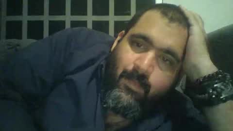 pandaguiar77 online show from 04/28/26, 07:24