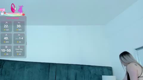 Snapshot of pandorabianchi_ chatting on 07/17/26, 10:44 PANDORA online show from 07/17/26, 10:44