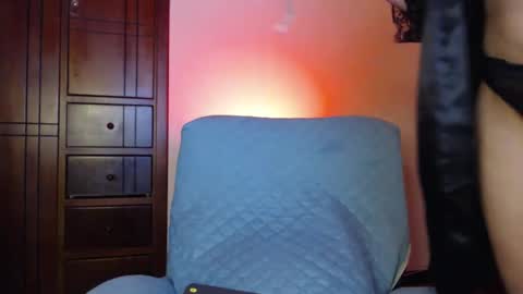 Carolinesworldx online show from 02/16/26, 02:35