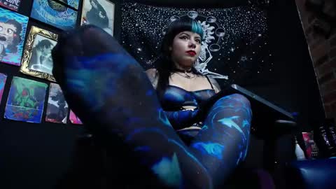       online show from 03/03/25, 08:00