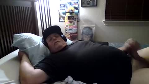 panos online show from 11/15/25, 04:54