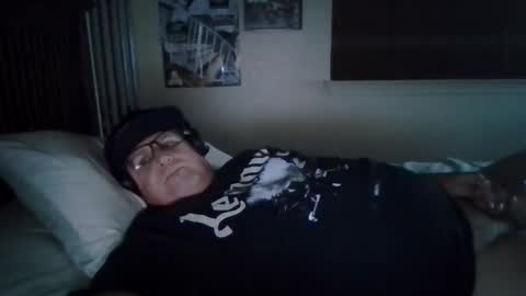 panos online show from 05/18/26, 04:18