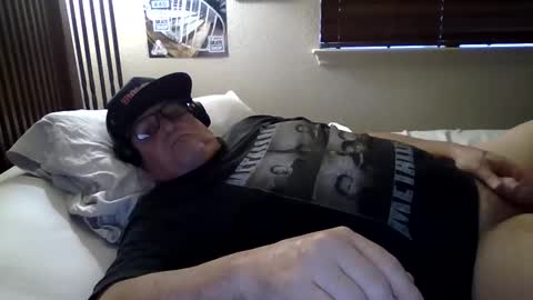 panos online show from 05/21/26, 12:17