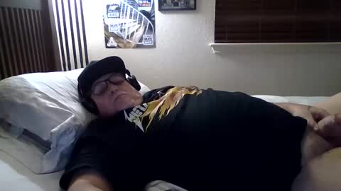 panos online show from 05/24/26, 07:35
