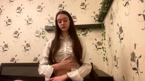 Kate online show from 10/16/25, 09:27