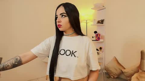 PAOLA IM INDEPENDENT MODEL online show from 02/10/26, 11:53