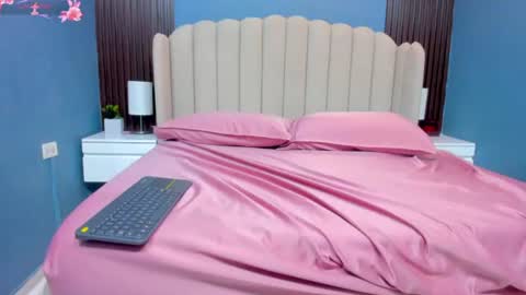 Snapshot of pao_bunny chatting on 06/18/26, 07:40 Luly online show from 06/18/26, 07:40
