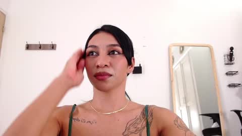 Snapshot of pao_thebigclit chatting on 12/30/24, 05:15 Paolita online show from 12/30/24, 05:15