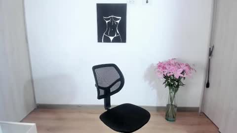 Snapshot of pao_thebigclit chatting on 09/13/25, 10:09 Paolita online show from 09/13/25, 10:09