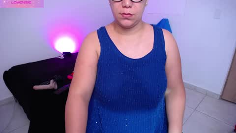 Snapshot of paola_ferrer chatting on 01/26/25, 10:34 paola online show from 01/26/25, 10:34