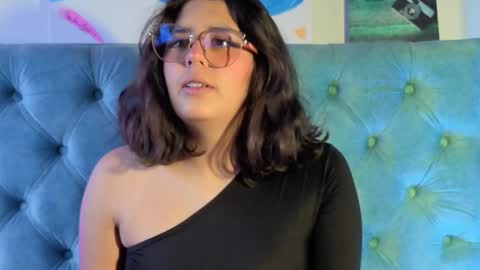 Snapshot of paola_lyon chatting on 03/02/26, 12:23 Paola Lyon online show from 03/02/26, 12:23