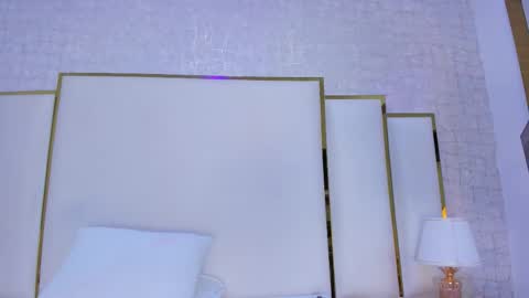 Paola  online show from 11/08/25, 11:43