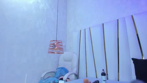 Paola  online show from 03/14/26, 09:37