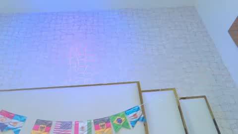 Snapshot of paolaa_rodriguez chatting on 06/25/26, 09:36 Paola online show from 06/25/26, 09:36