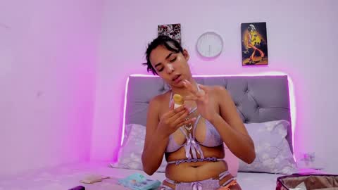 paola online show from 12/17/24, 11:38